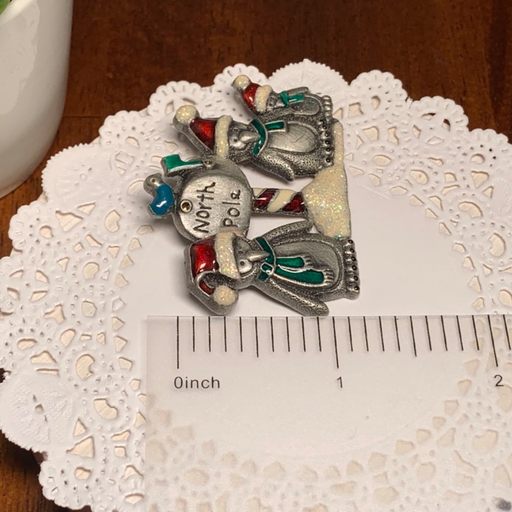 Whimsical Kenneth Cole Penguin Mailbox Holiday Brooch Pin - Picture 7 of 7